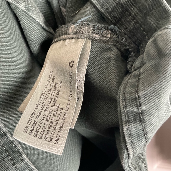 Universal Thread Green Denim Pullover Top Puff Sleeve Size Large - Picture 5 of 9